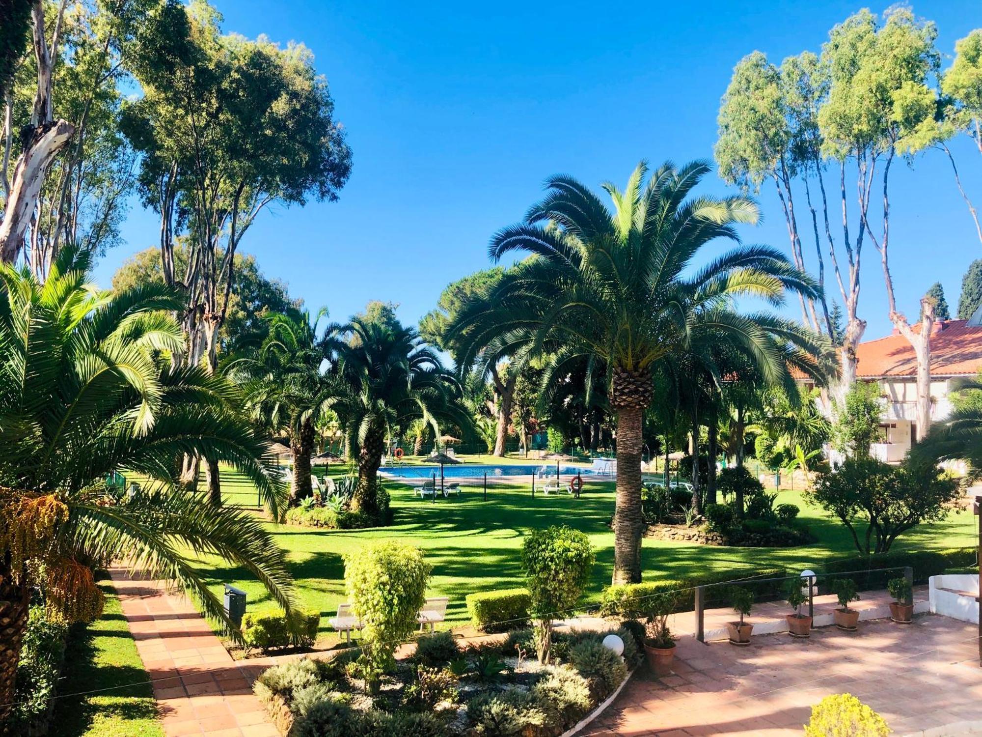 Puerto Banus Crystal Suite Марбелья Экстерьер фото