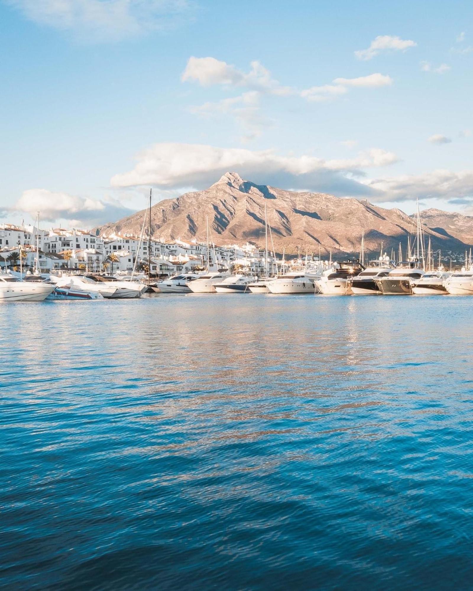 Puerto Banus Crystal Suite Марбелья Экстерьер фото
